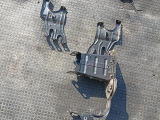 клык бампера передний левый Mercedes-Benz C-Класс W203/S203/CL203 [рестайлинг] 2004