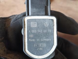 датчик дорожного просвета Mercedes-Benz E-Класс W212/S212/C207/A207 2009, 2.0 л., CDi, дизель, АКПП, чёрный, седан, задний привод, правый руль, A0035426618