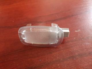 фонарь салона (плафон) Mercedes-Benz E-Класс W212/S212/C207/A207 W212 2012, 2.1 л., CDi, OM 651.924, дизель, АКПП, серый металлик, седан, задний привод, правый руль, A2218200401