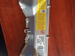 подушка безопасности коленная Mercedes-Benz E-Класс W212/S212/C207/A207 W212 2012, 2.1 л., CDi, OM 651.924, дизель, АКПП, серый металлик, седан, задний привод, правый руль, A2128601002