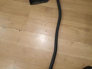 уплотнитель подкапотного пространства Mercedes-Benz E-Класс W212/S212/C207/A207 W212 2012, 2.1 л., CDi, OM 651.924, дизель, АКПП, серый металлик, седан, задний привод, правый руль, A2126280598