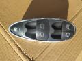 блок управления стеклоподъемниками Mercedes-Benz E-Класс W211/S211 2005, дизель, АКПП, универсал, 2118213679, A2118213679 - фото №2