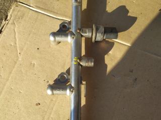 топливная рампа Mercedes-Benz C-Класс W204/S204/C204 [рестайлинг] 2011, A2710705495