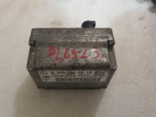 датчик ускорения Mercedes-Benz CLK-Класс C209/A209 2003, 2.6 л., M 112.912, бензин, купе, 2095420018, A2095420018