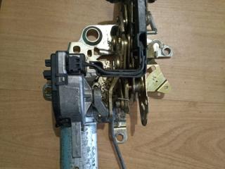 замок багажника Mercedes-Benz E-Класс W210/S210 [рестайлинг] 1999, универсал, A2107400536