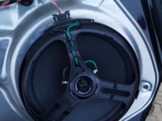 динамик двери Mercedes-Benz C-Класс W204/S204 2009, 2.1 л., OM 646.811, дизель, АКПП, черный, седан, правый руль, A2048202902