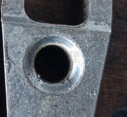 крепление форсунки Mercedes-Benz E-Класс W211/S211 [рестайлинг] 2006