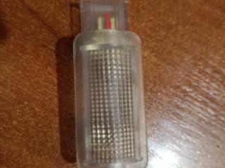 подсветка двери передней левой Mercedes-Benz M-Класс W164 2006, 3.0 л., OM 642.940, дизель, АКПП, серебро, полный привод, правый руль, A1648200321