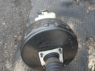 вакуумный усилитель тормозов Mercedes-Benz M-Класс W164 2007, 3.0 л., OM 642.940, дизель, АКПП, правый руль, A1644301530, A1644300202