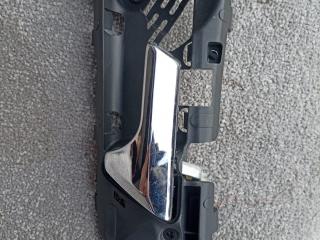 ручка внутренняя передняя левая Mercedes-Benz M-Класс W164 2006, 3.0 л., OM 642.940, дизель, АКПП, серебро, полный привод, правый руль