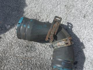 патрубок радиатора Mercedes-Benz E-Класс W212/S212/C207/A207 W212 2012, 2.1 л., CDi, OM 651.924, дизель, АКПП, серый металлик, седан, задний привод, правый руль, A6512031482