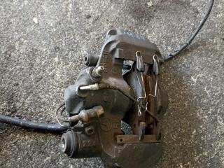 суппорт задний правый Mercedes-Benz Vito W638 2000