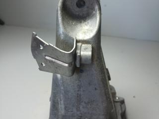 кронштейн двигателя Mercedes-Benz C-Класс W205/S205/C205 2014, 2.0 л., M 274.920, бензин, A2742233904