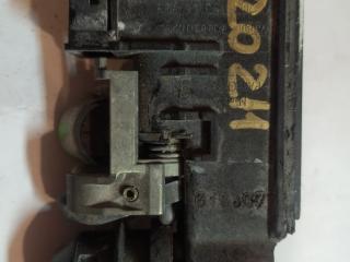 ручка крышки багажника Mercedes-Benz E-Класс W211/S211 2003, 2.2 л., дизель, АКПП, белый, седан, A2037500693