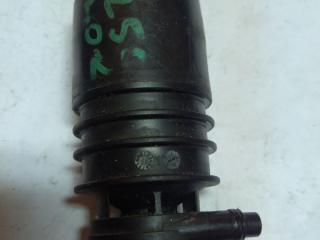 насос (моторчик) омывателя стекла Mercedes-Benz C-Класс W204/S204 2010, A2048660221