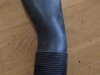 патрубок воздушного фильтра Mercedes-Benz M-Класс W164 2006, 3.0 л., дизель, АКПП, черный, внедорожник 5 дв., правый руль, A1645052061