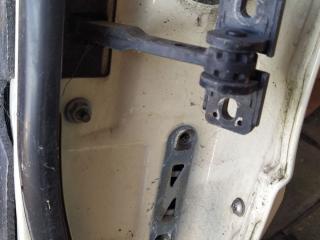 ограничитель открывания двери Mercedes-Benz E-Класс W211/S211 2003, 2.2 л., дизель, АКПП, белый, седан