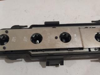 панель заднего левого фонаря Mercedes-Benz M-Класс W163 1999, A1638200177