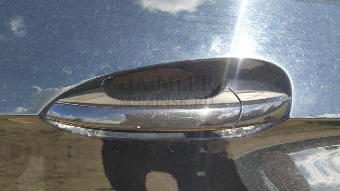 ручка наружная задняя левая Mercedes-Benz E-Класс W212/S212/C207/A207 2009, 2.0 л., CDi, дизель, АКПП, чёрный, седан, задний привод, правый руль - фото №1