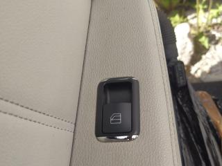 кнопка стеклоподъемника двери задней Mercedes-Benz E-Класс W212/S212/C207/A207 2009, 2.0 л., CDi, дизель, АКПП, чёрный, седан, задний привод, правый руль