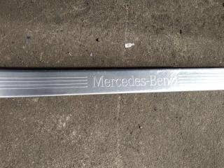 накладка на порог внутренняя Mercedes-Benz S-Класс W221 2007, A2216800235