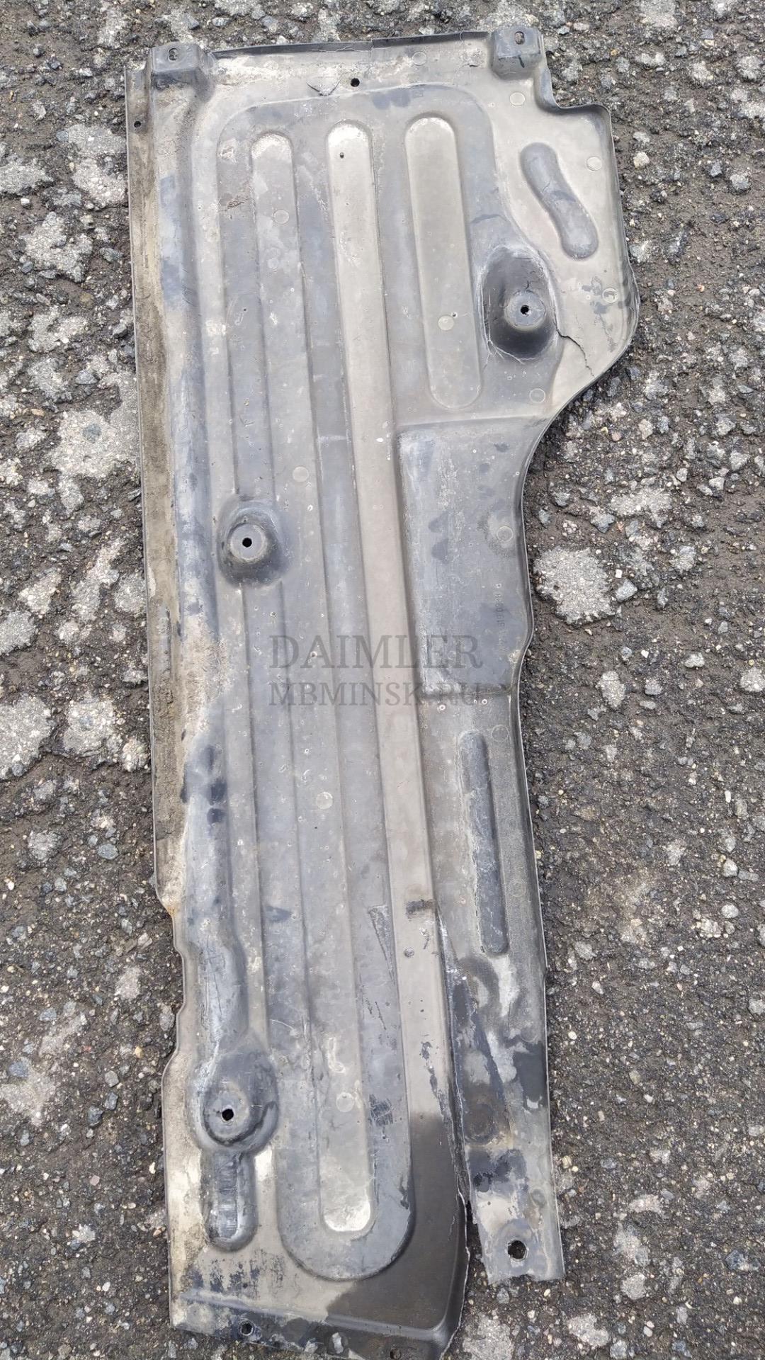 защита днища Mercedes-Benz E-Класс W211/S211 2005, 3.0 л., OM 642.920, дизель, АКПП, серебро, седан, правый руль, A2116190238 - фото №1