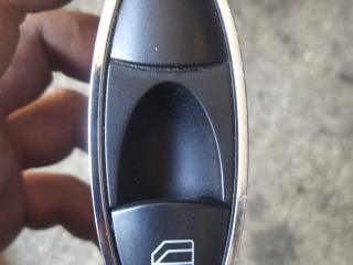 кнопка стеклоподъемника двери Mercedes-Benz E-Класс W211/S211 2005, 3.0 л., OM 642.920, дизель, АКПП, серебро, седан, правый руль, A2118219758