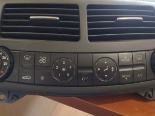 блок управления печки / климат-контроля Mercedes-Benz E-Класс W211/S211 2005, 3.0 л., OM 642.920, дизель, АКПП, серебро, седан, правый руль, A2118300490