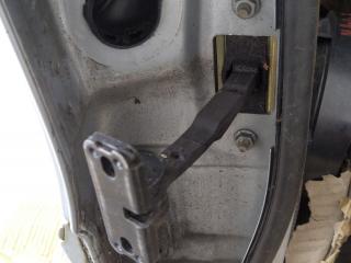 ограничитель открывания двери Mercedes-Benz E-Класс W211/S211 2005, 3.0 л., OM 642.920, дизель, АКПП, серебро, седан, правый руль