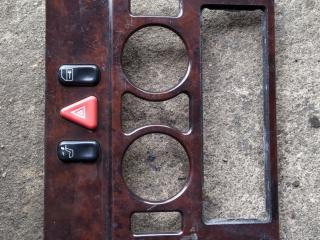 рамка блока управления климой Mercedes-Benz E-Класс W210/S210 1998, 2106830308