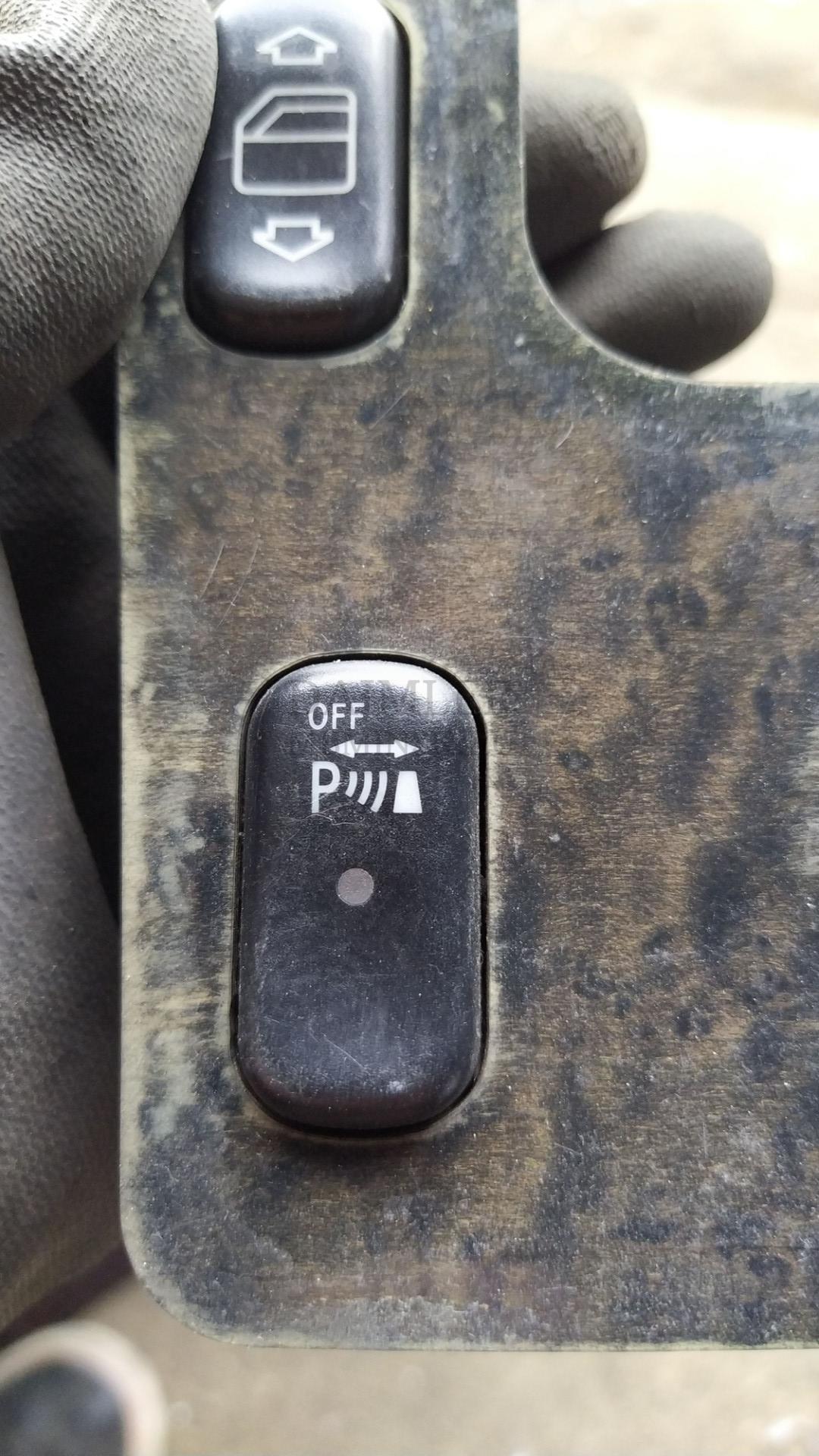 Кнопка парктроника Mercedes-Benz E-Класс W210/S210 1998 - фото №1