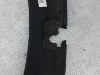 накладка (воздуховод) на телевизор BMW X3 E83 2005, 3.0 л., 306D2, дизель, МКПП, черный  black-sapphire metallic, внедорожник 5 дв., полный привод, 13713402286, 3402286