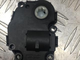 моторчик заслонки печки BMW X5 F15 2015, 3.0 л., N57 D30 A, дизель, АКПП, белый, полный привод, правый руль, 64119321034