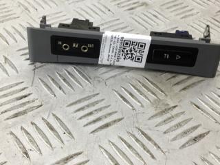 разъем AUX / USB BMW 7 серия E38 [рестайлинг] 1998, 4.4 л., M62 B44 (448S1), бензин, АКПП, 61318368345, 61318368346, 8368345, 8368346