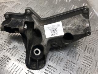 кронштейн двигателя BMW 5 серия E60/E61 2005, 2.0 л., M47 D20, дизель, седан, 6763217