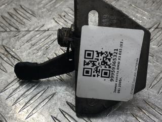 захватный крюк капота BMW X3 E83 2005, внедорожник 5 дв., 7034256