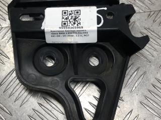 Крепление бампера заднего BMW 3 серия E90/E91/E92/E93 [рестайлинг] E91 2008, 3.5 л., M57D30 (306D5), дизель, АКПП, sonderlackierung (490), универсал, задний привод, правый руль, 51127127717, 7127717