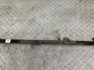 распорка кузова BMW 3 серия E90/E91/E92/E93 [рестайлинг] 2008, 3.0 л., M57 D30 (306D3), дизель, МКПП, space-grey metallic, кабриолет, задний привод, 51617046336