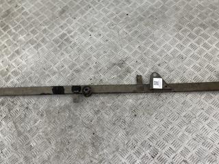 распорка кузова BMW 3 серия E90/E91/E92/E93 [рестайлинг] 2008, 3.0 л., M57 D30 (306D3), дизель, МКПП, space-grey metallic, кабриолет, задний привод, 51617046335