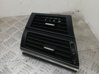 дефлектор обдува салона BMW X5 E70 [рестайлинг] E70 2013, 3.0 л., N55 B30 A, бензин, vermilionrot metallic (a82), внедорожник 5 дв., полный привод, 9227767, 64229227767