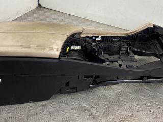 консоль салона BMW 5 серия F07/F10/F11 F10 2012, 3.0 л., N55 B30 A, бензин, АКПП, havanna (a17), седан, полный привод, 51169288913