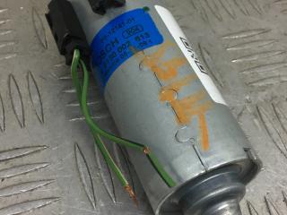 моторчик регулировки сиденья BMW X5 E70 2010, 3.0 л., N52 B30 AF, бензин, АКПП, белый alpinweiß uni (300), внедорожник 5 дв., полный привод, 0130002613, 67319146328