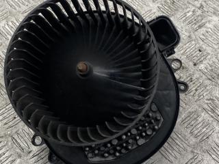 моторчик печки BMW 3 серия F30/F31/F34 2014, 2.0 л., N47 D20 C, дизель, МКПП, седан, задний привод, правый руль, 64119350396