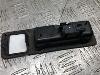 кнопка открытия багажника BMW 5 серия F07/F10/F11 F10 2011, 2.0 л., N47 D20 C, дизель, АКПП, a90 (sophitgrau), седан, задний привод, правый руль, 51247368753