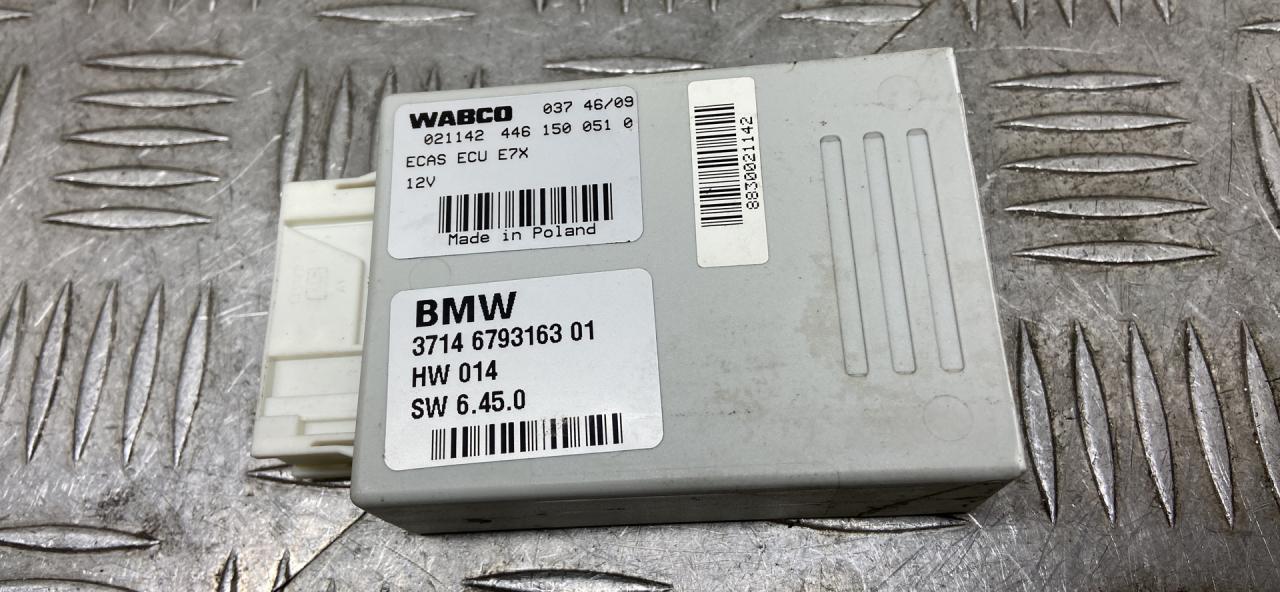 блок управления подвеской BMW X6 M E71/E72 2010, 4.4 л., S63 B44 A, бензин, АКПП, carbonschwarz metallic (416), внедорожник 5 дв., полный привод, 37146793163, 6793163 - фото №1