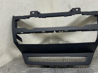 рамка под магнитолу BMW X6 M E71/E72 2010, 4.4 л., S63 B44 A, бензин, АКПП, carbonschwarz metallic (416), внедорожник 5 дв., полный привод, 7161797, 51456967464