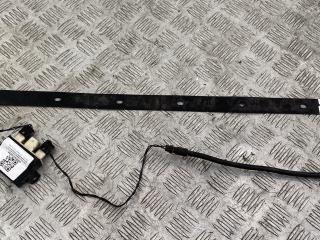 Антенна системы комфортного доступа BMW 5 серия F07/F10/F11 [рестайлинг] F10 2013, 4.4 л., N63 B44 A, бензин, АКПП, черный black-sapphire metallic, седан, полный привод, 7273666, 7306797, 61357273666, 61357306797