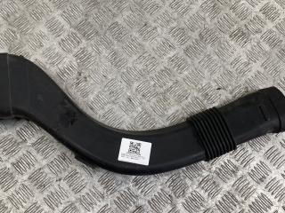 патрубок воздушного фильтра BMW 5 серия F07/F10/F11 [рестайлинг] F10 2013, 4.4 л., N63 B44 A, бензин, АКПП, черный black-sapphire metallic, седан, полный привод, 13717624031, 7624031