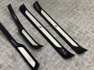 комплект накладок на пороги (внутренние) BMW 3 серия E90/E91/E92/E93 E90 2007, 3.0 л., M57 D30 (306D3), дизель, АКПП, черный, седан, задний привод, правый руль, 51477907151, 51477907152, 51477907159, 51477907160