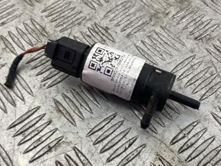 насос (моторчик) омывателя стекла BMW 7 серия F01/F02 F02 2012, 4.4 л., N63 B44 A, бензин, АКПП, blue (a89), седан, полный привод, 6934160, 67126934160